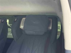 Lynk & Co Century 2.0T four-seater private version - фото 8