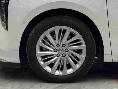 Lynk & Co Century 2.0T Seven-Seater Yunshi Edition - фото 4