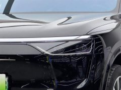 AITO Wenjie M8 extended range Max version 53.4kWh 5-seater version (192-line lidar) - фото 3