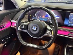 BMW 7 Series 2023 735Li Luxury Line - фото 5