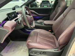 NIO ET5T 75kWh Touring - фото 12
