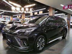 Toyota Granvia 2024 2.5L Hybrid Premium PLUS AWD - фото 1