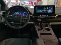 Toyota Granvia 2024 2.5L Hybrid Premium PLUS AWD - фото 11