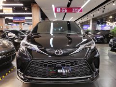 Toyota Granvia 2024 2.5L Hybrid Premium PLUS AWD - фото 2