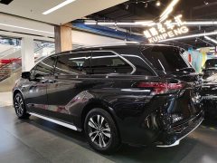 Toyota Granvia 2024 2.5L Hybrid Premium PLUS AWD - фото 3