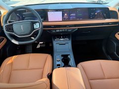 Lynk & Co Adventurer 2.0T front-wheel drive and elegant - фото 13