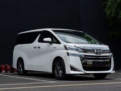 Toyota Wilfa 2021 Crown Dual Engine 2.5L HV Premium Edition - фото 2
