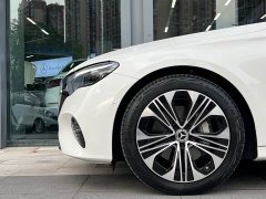 Mercedes-Benz E-Class facelift E 300 L luxury - фото 4