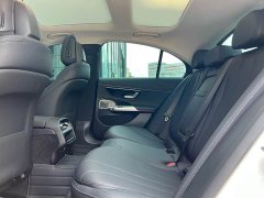 Mercedes-Benz E-Class (imported) E 300 luxury sports version - фото 13