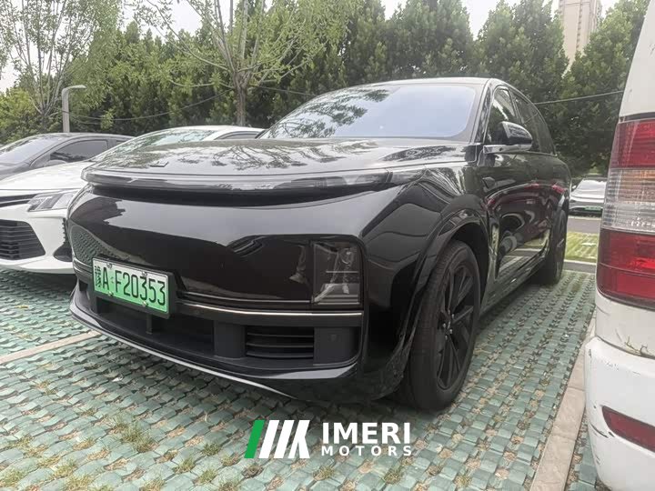 Li Auto Ideal L8 Pro - автомобиль из Китая