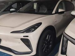 Lexus Zhiji LS7 2023 90kWh Elite rear-wheel drive version - фото 1