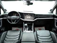 Volkswagen Touareg 3.0TSI Ruixiang Edition Classic Sports Package - фото 17