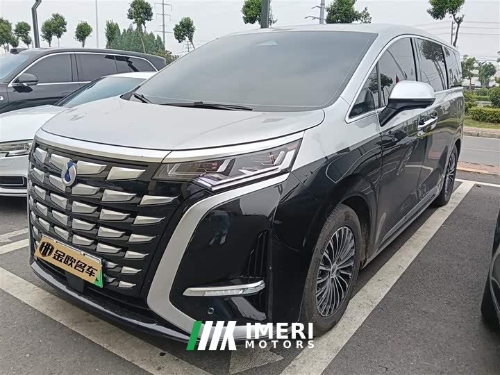 Denza D9 2024 DM-i 980 four-wheel drive premium - автомобиль из Китая