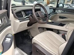 Denza D9 2024 DM-i 980 four-wheel drive premium - фото 2