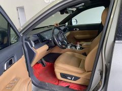 Li Auto ONE Extended-Range 6-Seater - фото 5