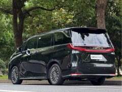 Lexus LM 2023 500h six-seater premium version - фото 6