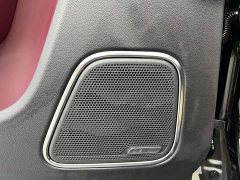 Hongqi E-HS9 660km Qichang version six seats - фото 6