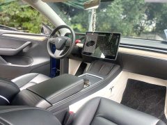 Tesla Model Y standard range rear-wheel drive version - фото 6