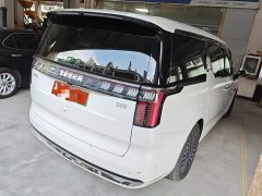 Zeekr 009 2024 seven-seat aisle version four-wheel drive 108kWh - фото 3