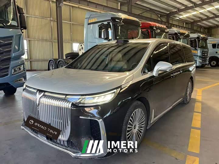 VOYAH Dream PHEV 4WD Flagship Qiankun Edition - автомобиль из Китая