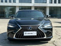 Lexus ES 300h Executive Edition - фото 2