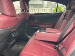 Lexus ES 2022 300h Silver Lining Edition - фото 5