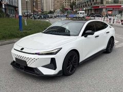 Changan UNI-V 1.5T exclusive - фото 1