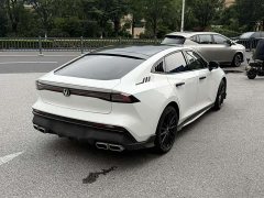 Changan UNI-V 1.5T exclusive - фото 4