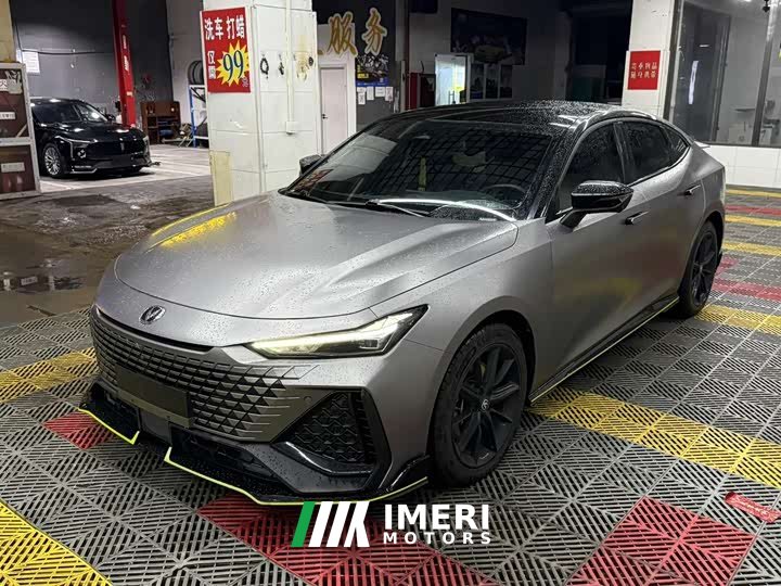 Changan UNI-V 2023 2.0T sharp version - автомобиль из Китая