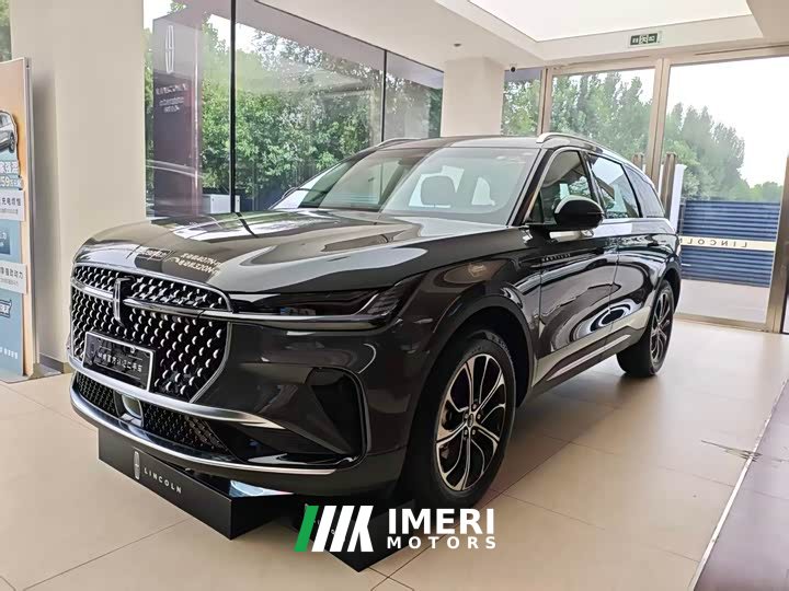 Lexus Nautilus 2.0T AWD Presidential - автомобиль из Китая