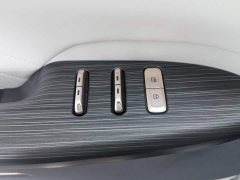 Lynk & Co eπ008 210 Ultra Intelligent Driving Edition 5-Seater - фото 9