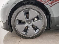 Tesla Model 3 2022 rear-wheel drive version - фото 17