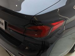BMW 5 Series facelift 525Li luxury package - фото 10