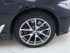 BMW 5 Series facelift 525Li luxury package - фото 13