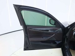 BMW 5 Series facelift 525Li luxury package - фото 15