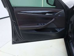 BMW 5 Series facelift 525Li luxury package - фото 16