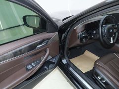 BMW 5 Series facelift 525Li luxury package - фото 18