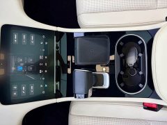 Li Auto Ideal ONE 2020 extended range 6-seater version - фото 10