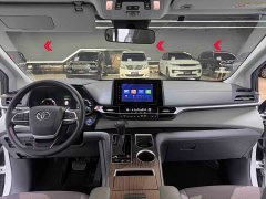 Toyota Granvia 2023 2.5L Hybrid Luxury - фото 10