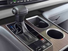 Toyota Granvia 2023 2.5L Hybrid Luxury - фото 8