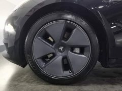 Tesla Model 3 rear-wheel drive version - фото 17