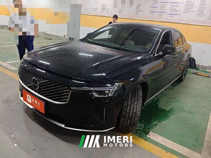 Volvo S90 2026 B5 Zhiya Luxury Edition - автомобиль из Китая