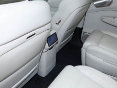 Lynk & Co 900 2.0T Ultra 6-seater - фото 10