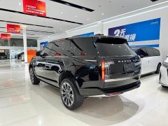 Land Rover Range Rover 2025 3.0 L6 400PS Extended Edition - фото 3