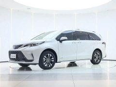 Toyota Granvia 2023 2.5L Hybrid Luxury - фото 1