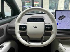 Li Auto Ideal i6 two-wheel drive standard version - фото 10