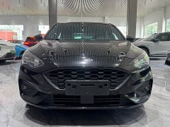 Lynk & Co Focus Hatchback EcoBoost 180 Automatic ST Line - фото 2