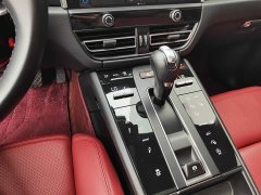 Porsche Macan 2.0T - фото 10
