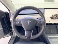 Tesla Model 3 rear-wheel drive version - фото 14