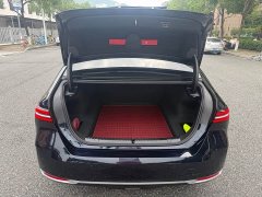 BMW 5 Series 530Li Leading Luxury Package - фото 17